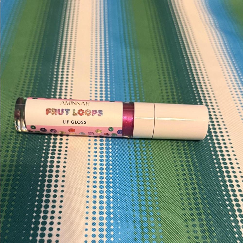 AMINNAH Fruit Loops Lip Gloss — Pink Shine